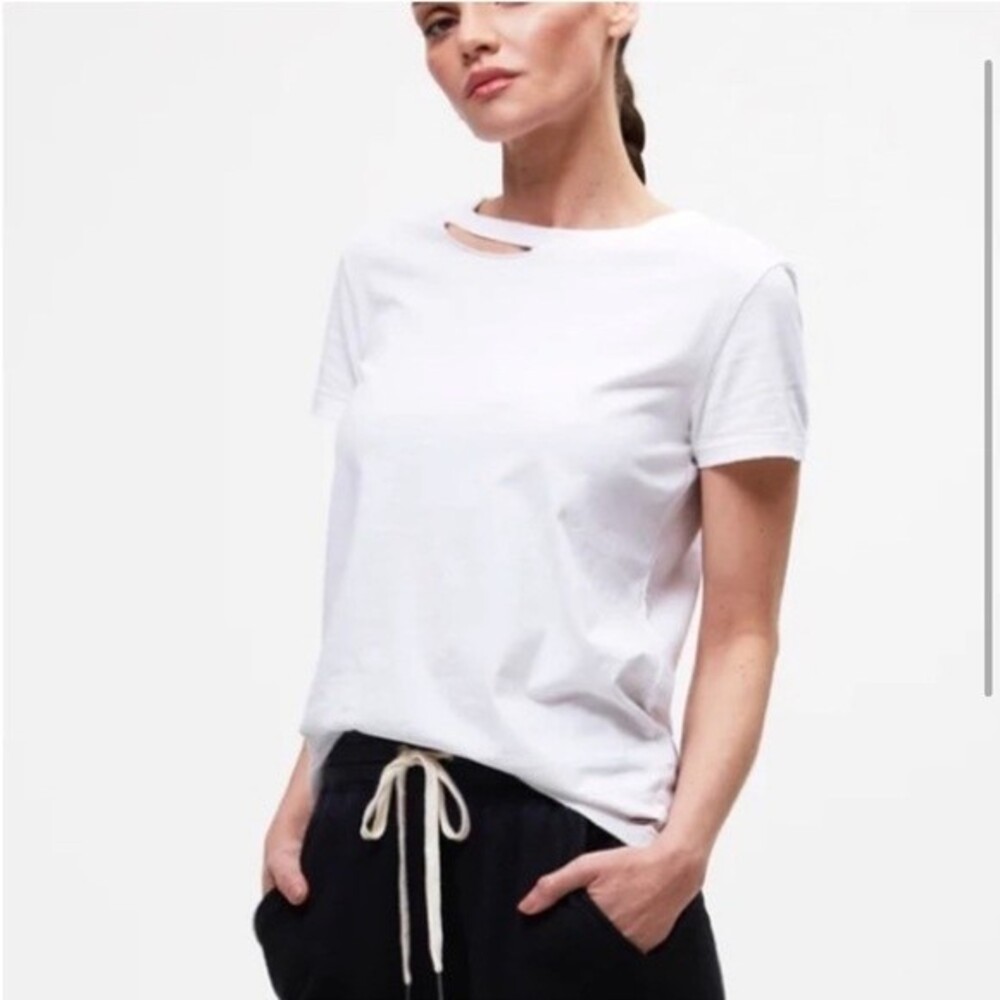 n:Philanthropy Classic White Distressed Tee Shirt Size XS - Picture 7 of 7